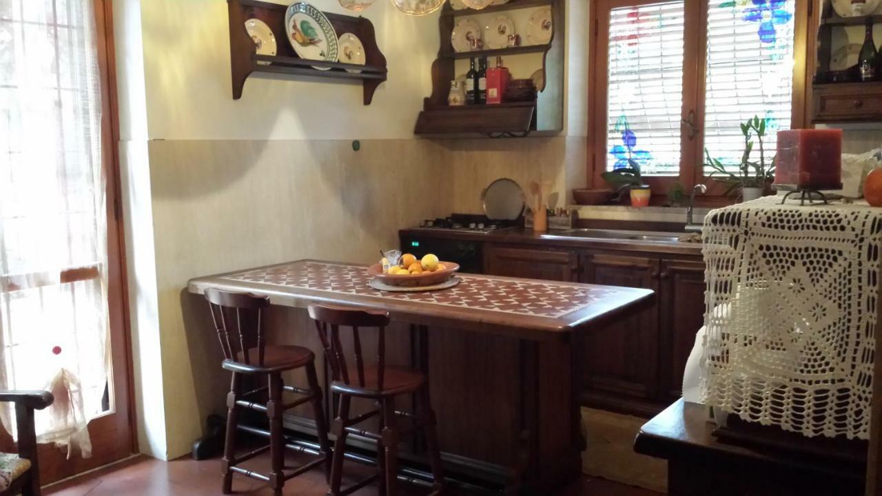 La Casa Degli Artisti Apartment Rome Bagian luar foto